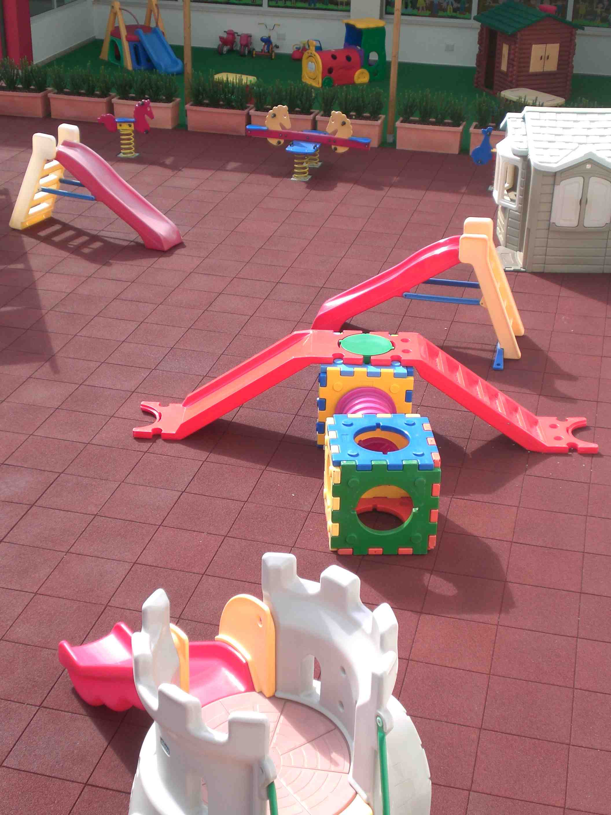pavimento antitrauma Giwa per parco giochi