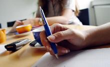 formazione: penna che prende appunti su un foglio