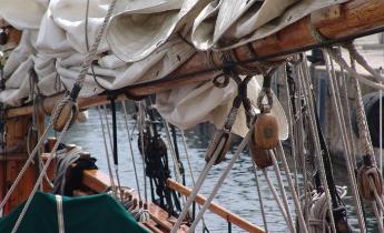 turismo nave pronta a salpare