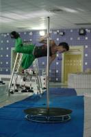 SBARRA VERTICALE PER L'ALLENAMENTO IN PISCINA